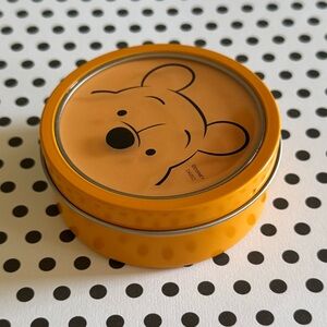 Disney Winnie the Pooh Round Magnetic Tin Container Case